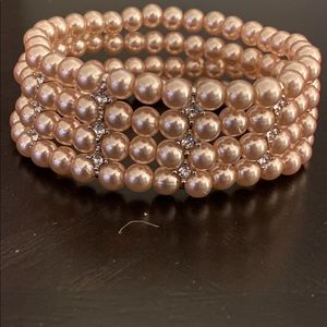 Pearl bracelet